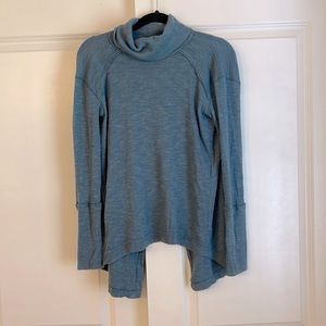 Free people long sleeve turtleneck shirt